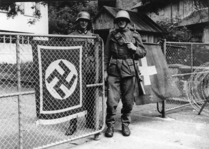 La politica d’asilo della Svizzera durante la Seconda guerra mondiale La politica d’asilo della Svizzera durante la Seconda guerra mondiale