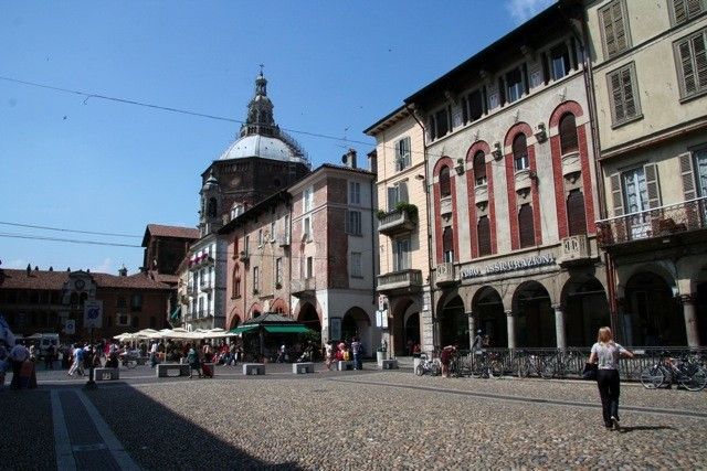 Visita guidata alle città di Pavia e Vigevano